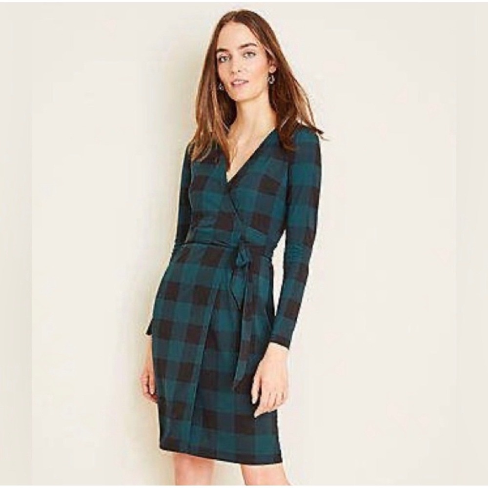 Preppy Ann Taylor Petite Classic Buffalo Plaid Wrap Dress Green Black Knit 0P